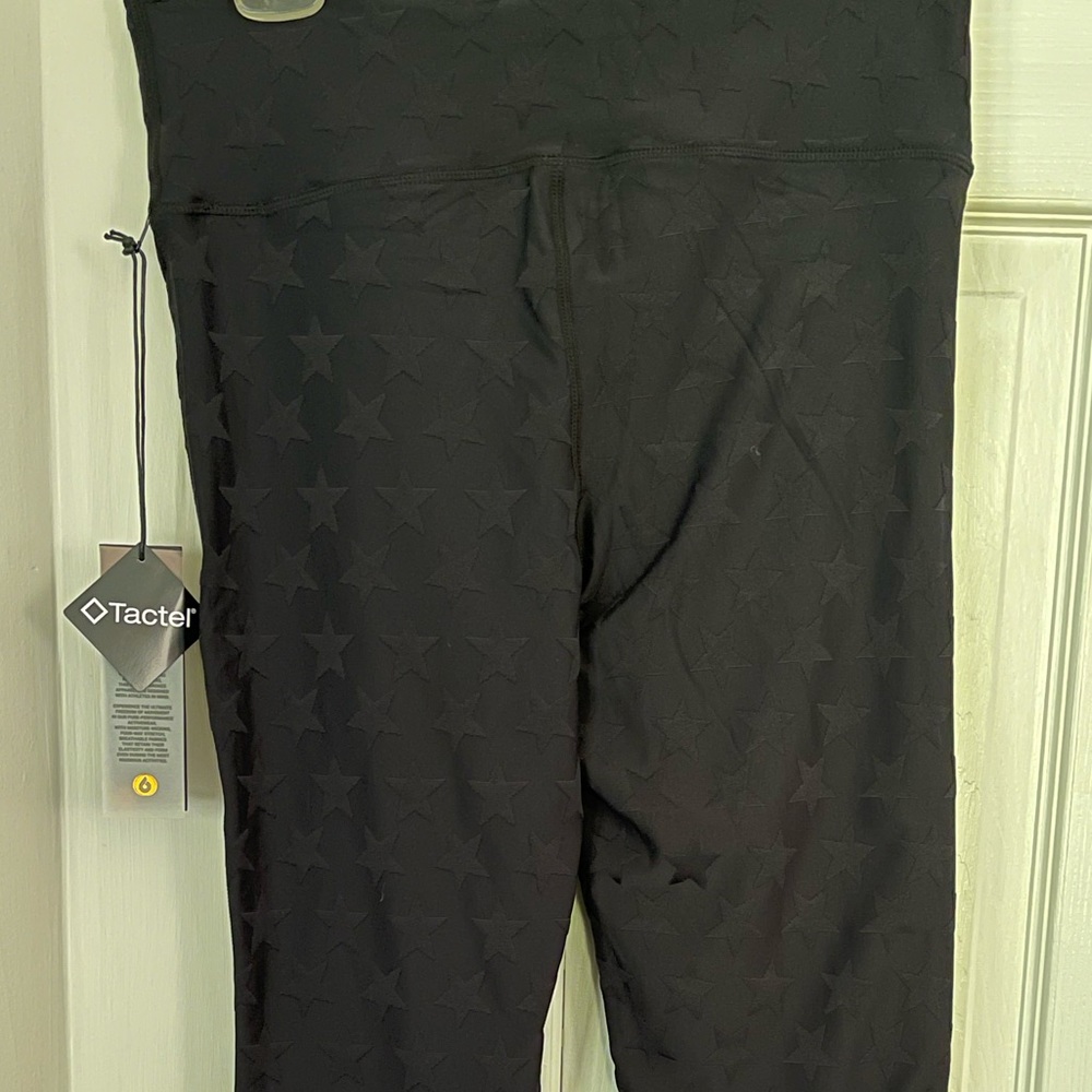 Mono B Leggings View 2
